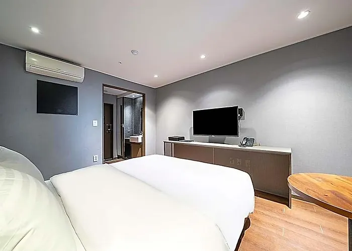 Hwagok Haedamchae Hotel 2*